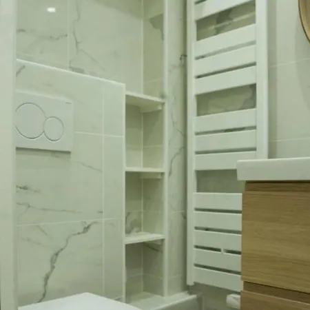 Cozy Studio Near Père Lachaise Parigi